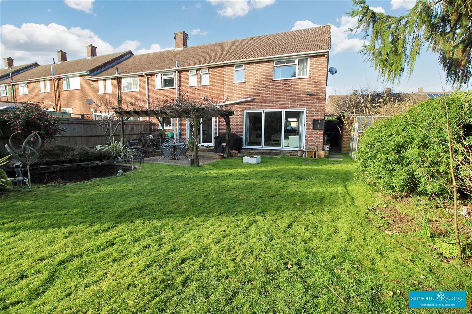 Ashampstead Road, Southcote, Reading